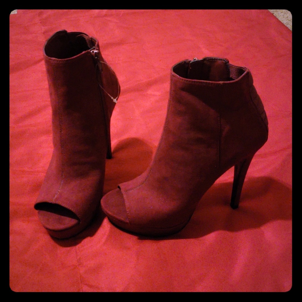 Nine West Peep Toe Booties
